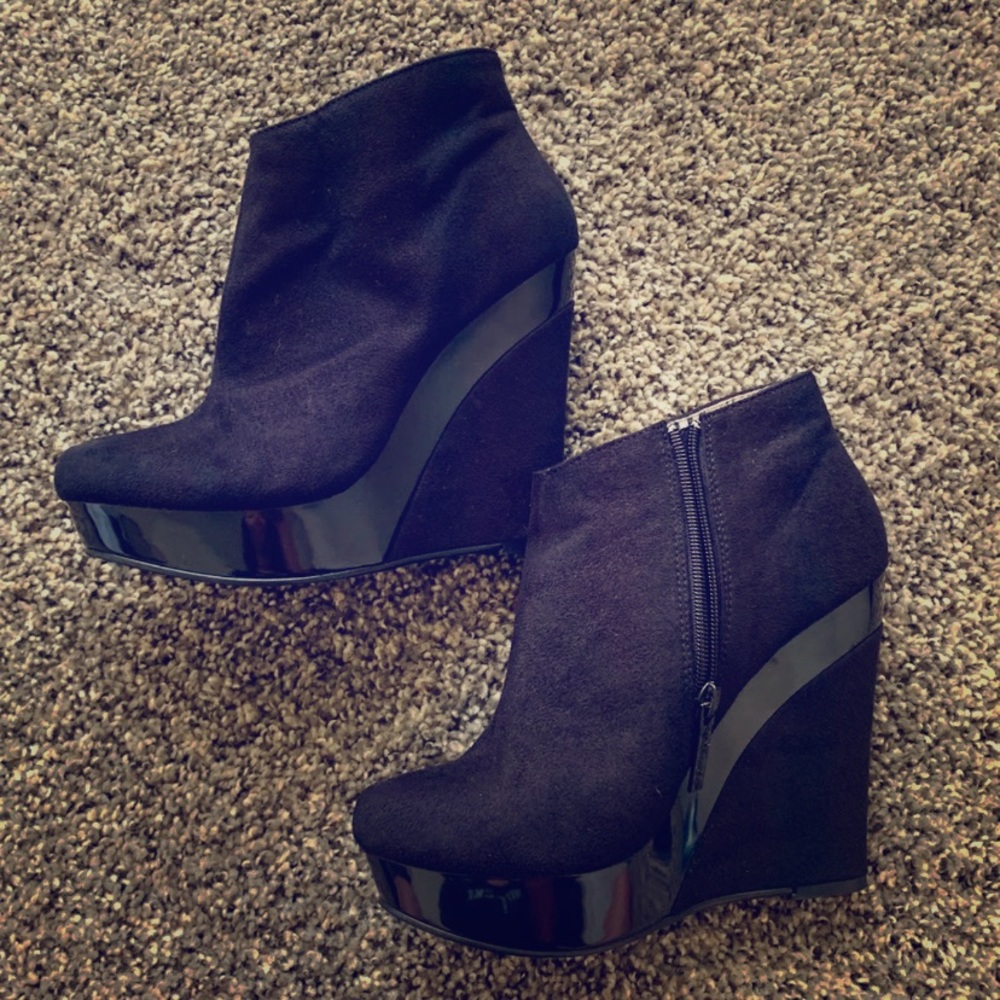 Michael Antonio Booties sz 7